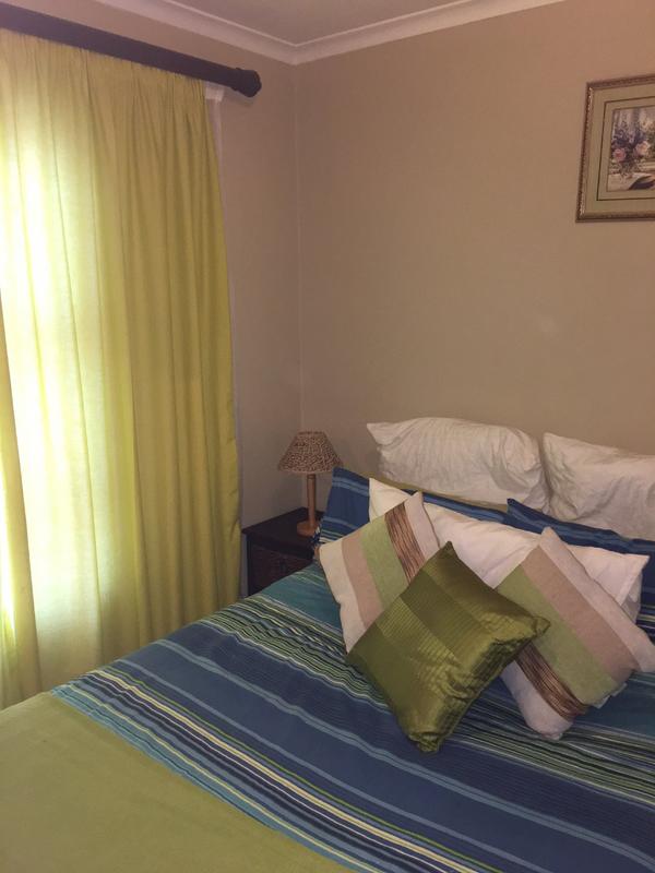 To Let 2 Bedroom Property for Rent in Whispering Pines Western Cape